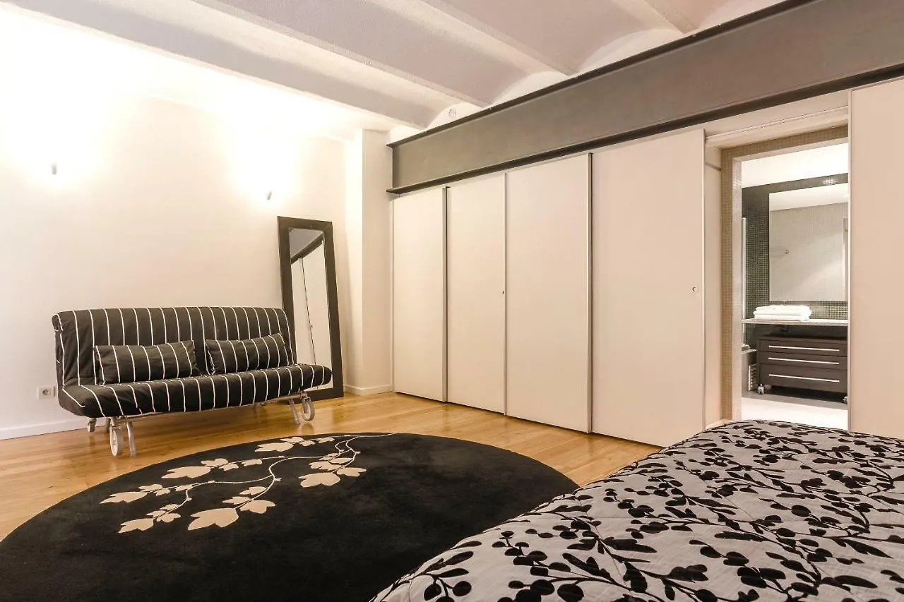 Modern Loft With Sunny 130Sqm Terrace! 호텔 리스본 아파트
