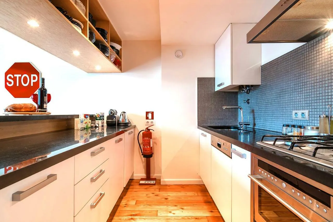Modern Loft With Sunny 130Sqm Terrace! 호텔 리스본 포르투갈